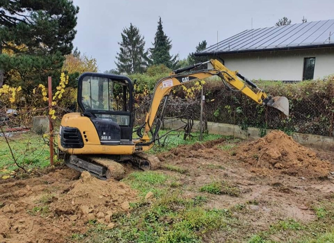 Bobcat mini excavator+basculanta 3.5 tone foto 9