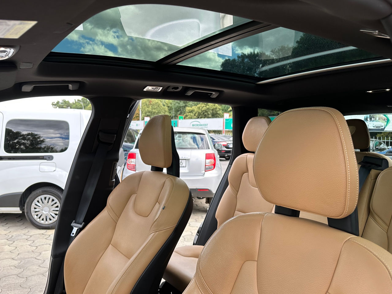 Volvo XC90 foto 16