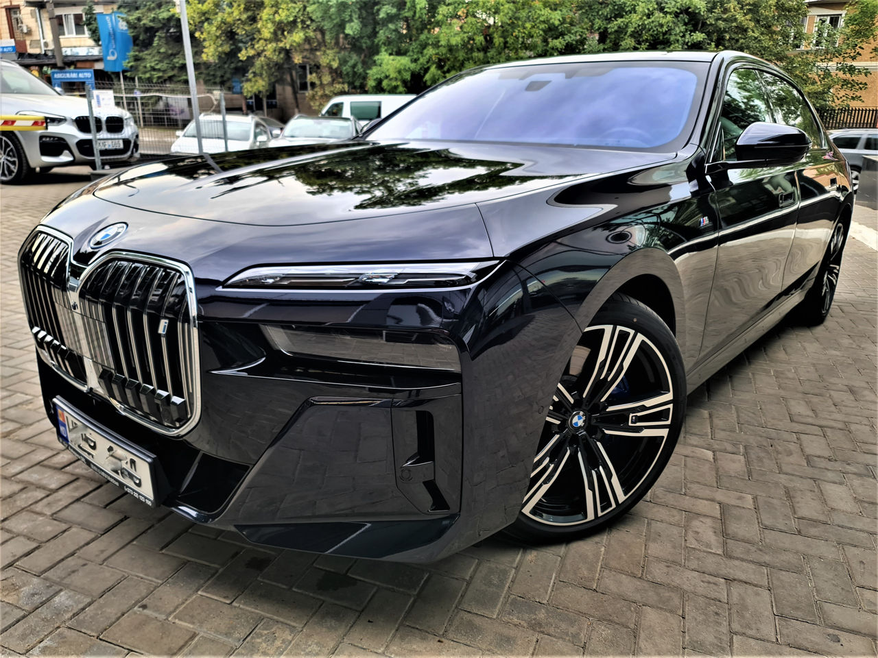 BMW 7 Series foto 0