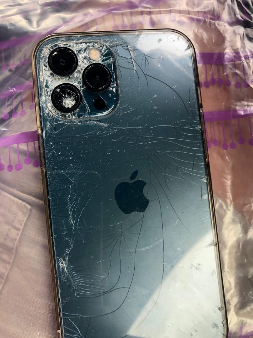 Cumpăr iphone  defectate sau blocate ! foto 2