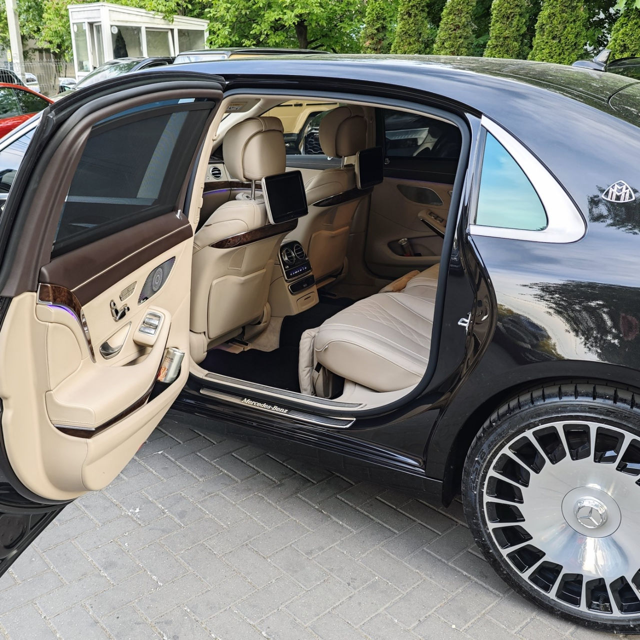 Mercedes-Maybach S-Class фото 10