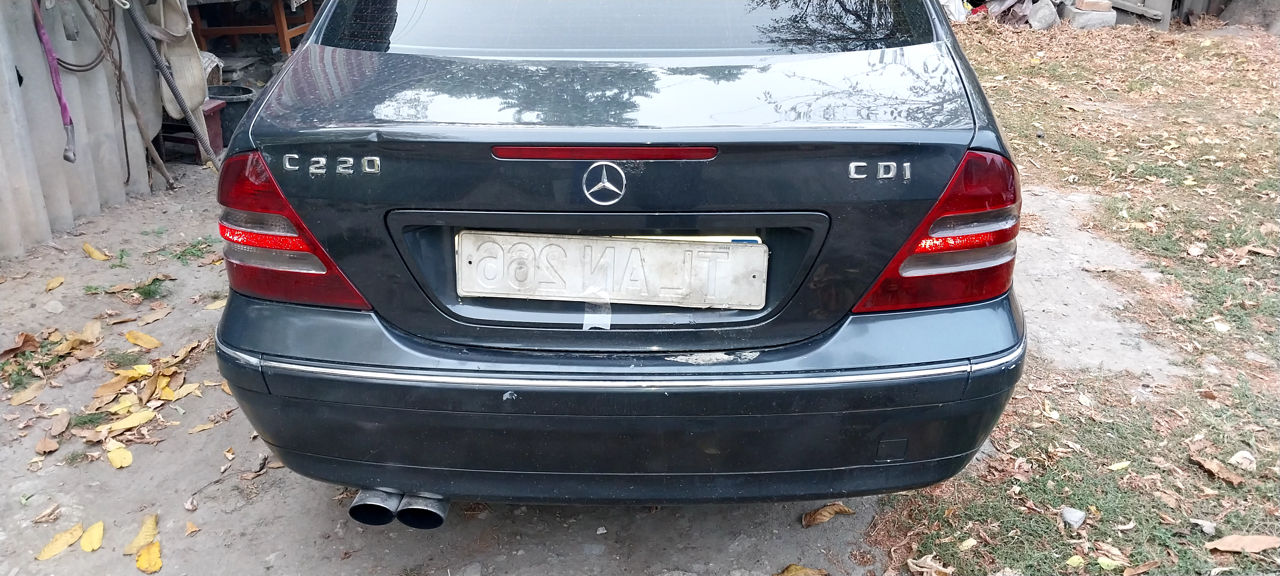 Mercedes C-Class foto 5