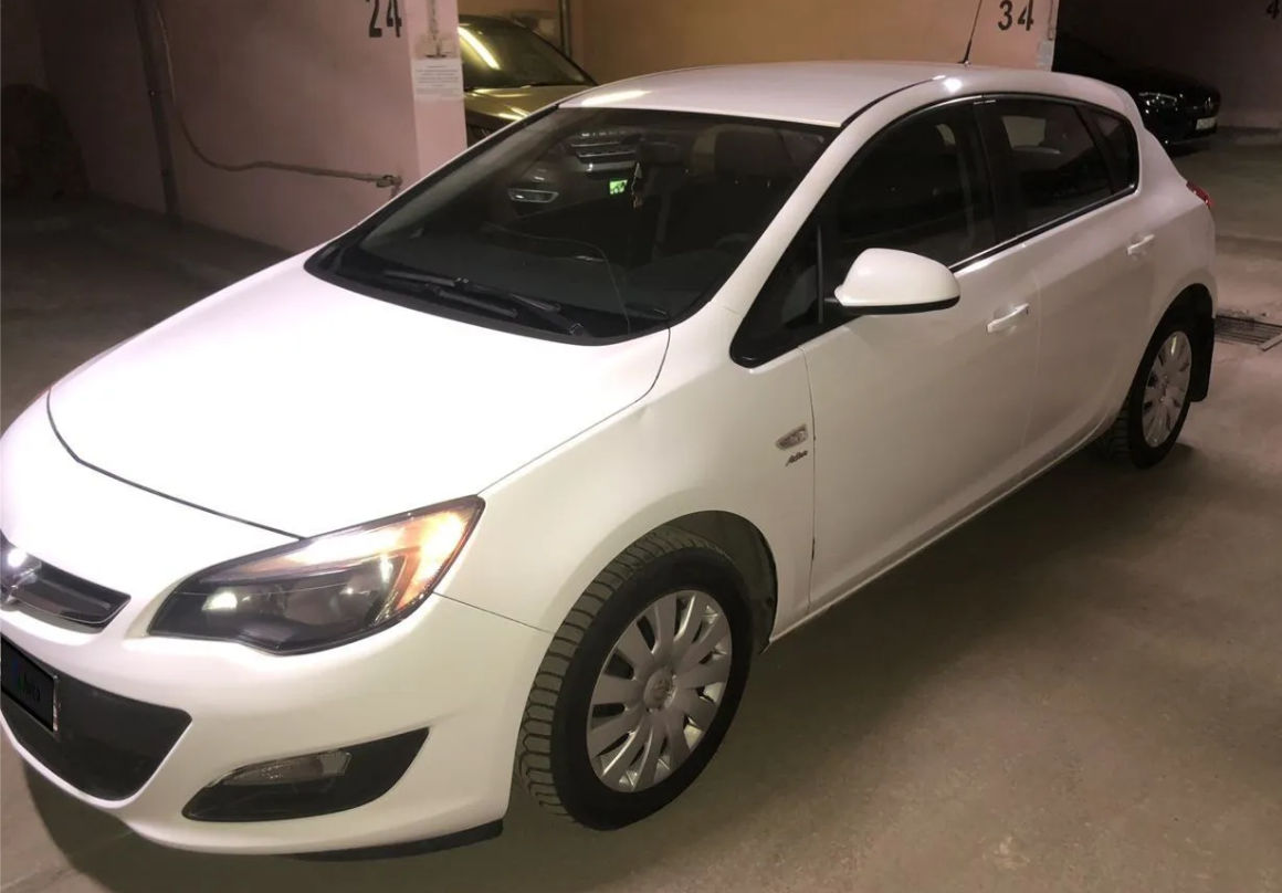 Hyundai Accent foto 10