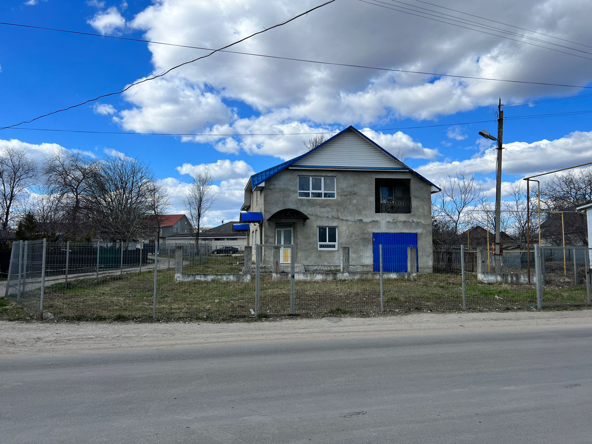 Casa , 2 nivele,centru or. Briceni Credit/Rate  / новый дом 2 этажа , в ценрте города Бричаны Кредит foto 3