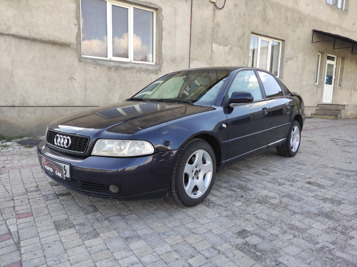 Audi A4 foto 0