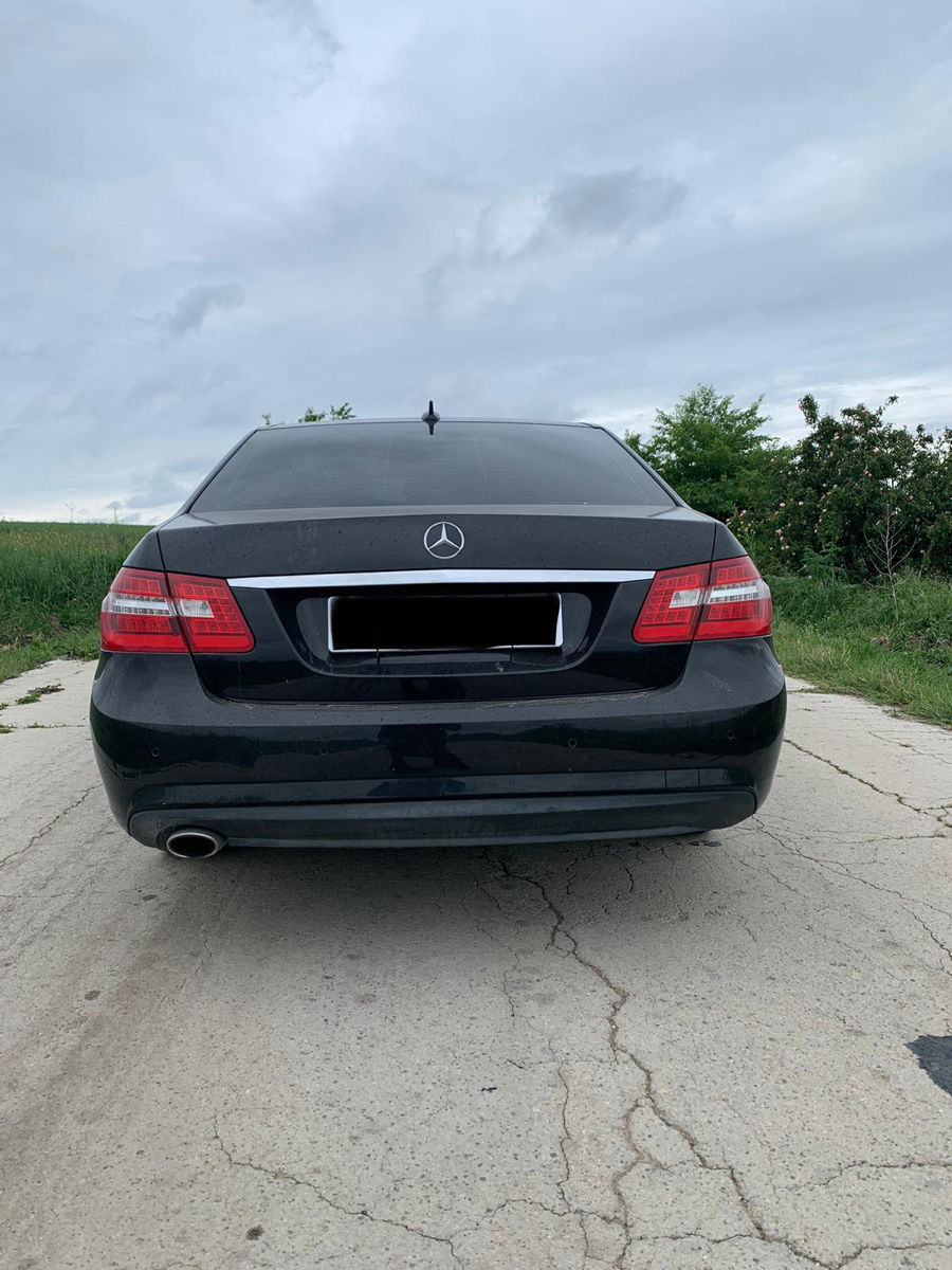 Usi Aripa Kapot Bamper Discuri Salon Volan Mercedes w212 razborka foto 5