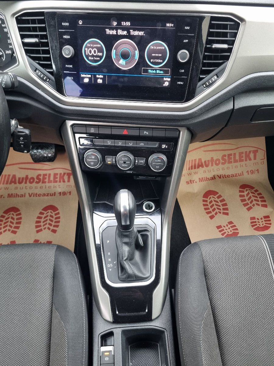 Volkswagen T-Roc 2020 photo 12