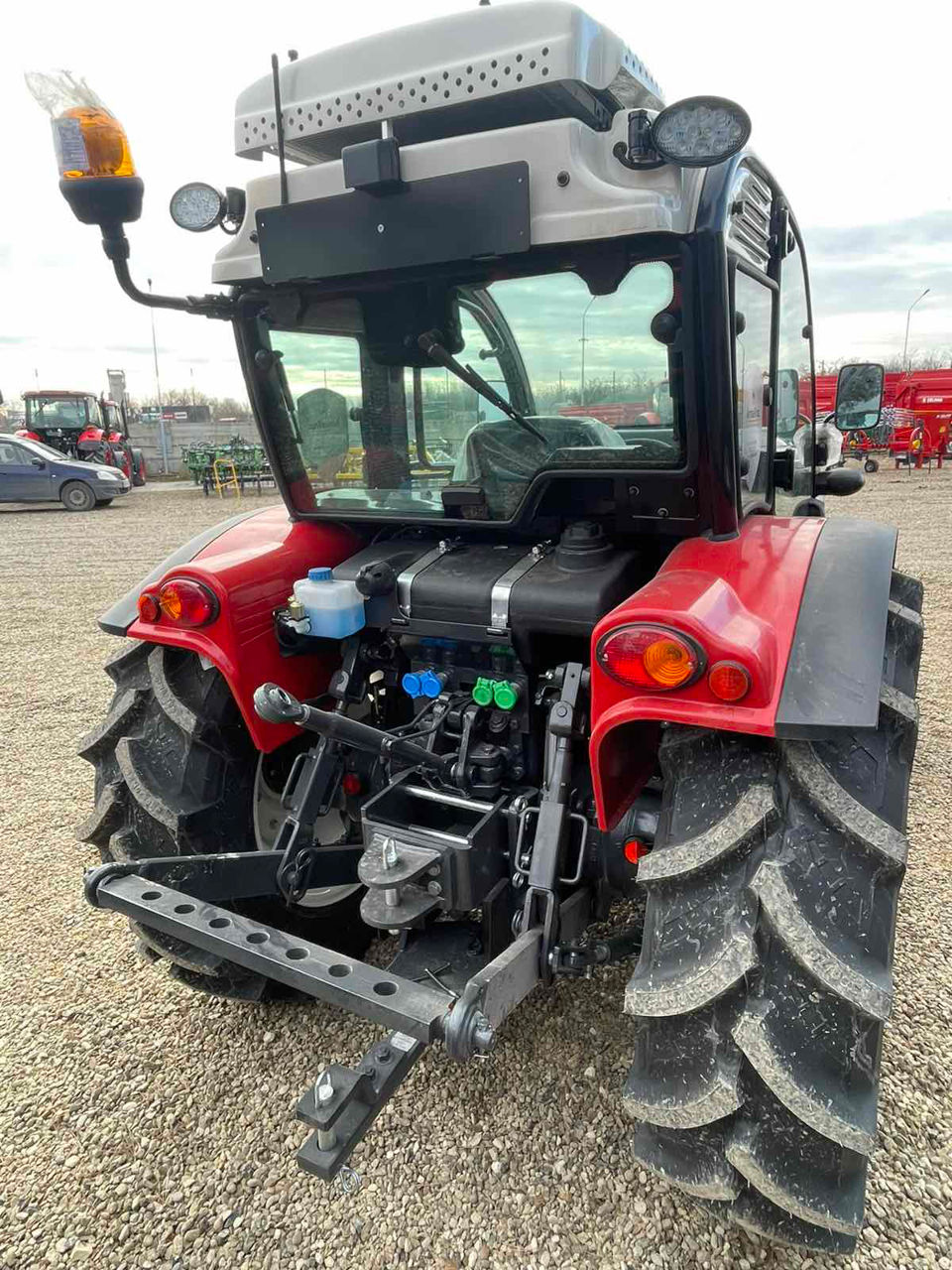 Schimba tractorul vechi pe un ArmaTrac 804.4 80 c.p. (pentru livada si vie) foto 3