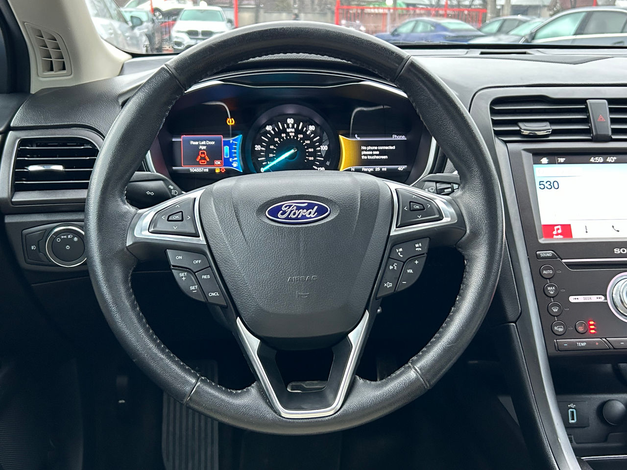 Ford Fusion foto 11