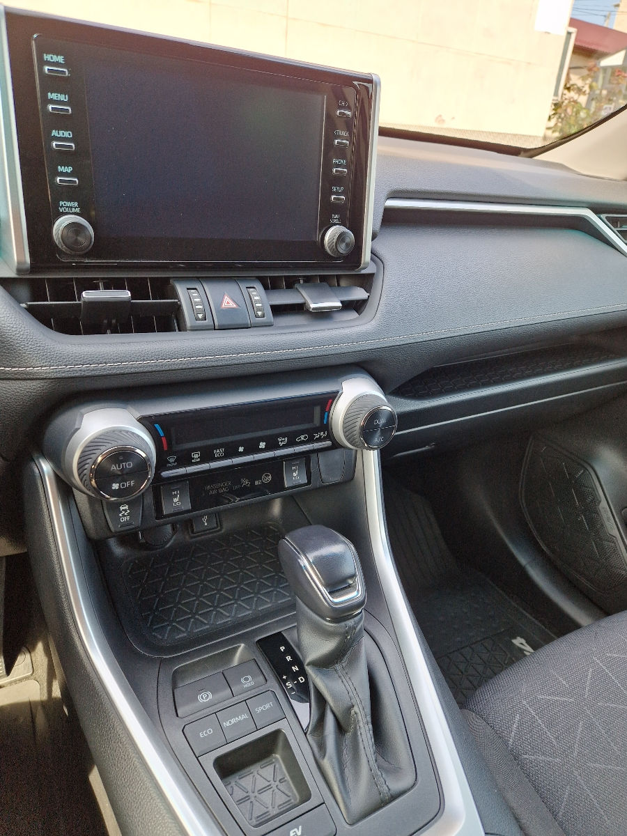 Toyota Rav 4 фото 5