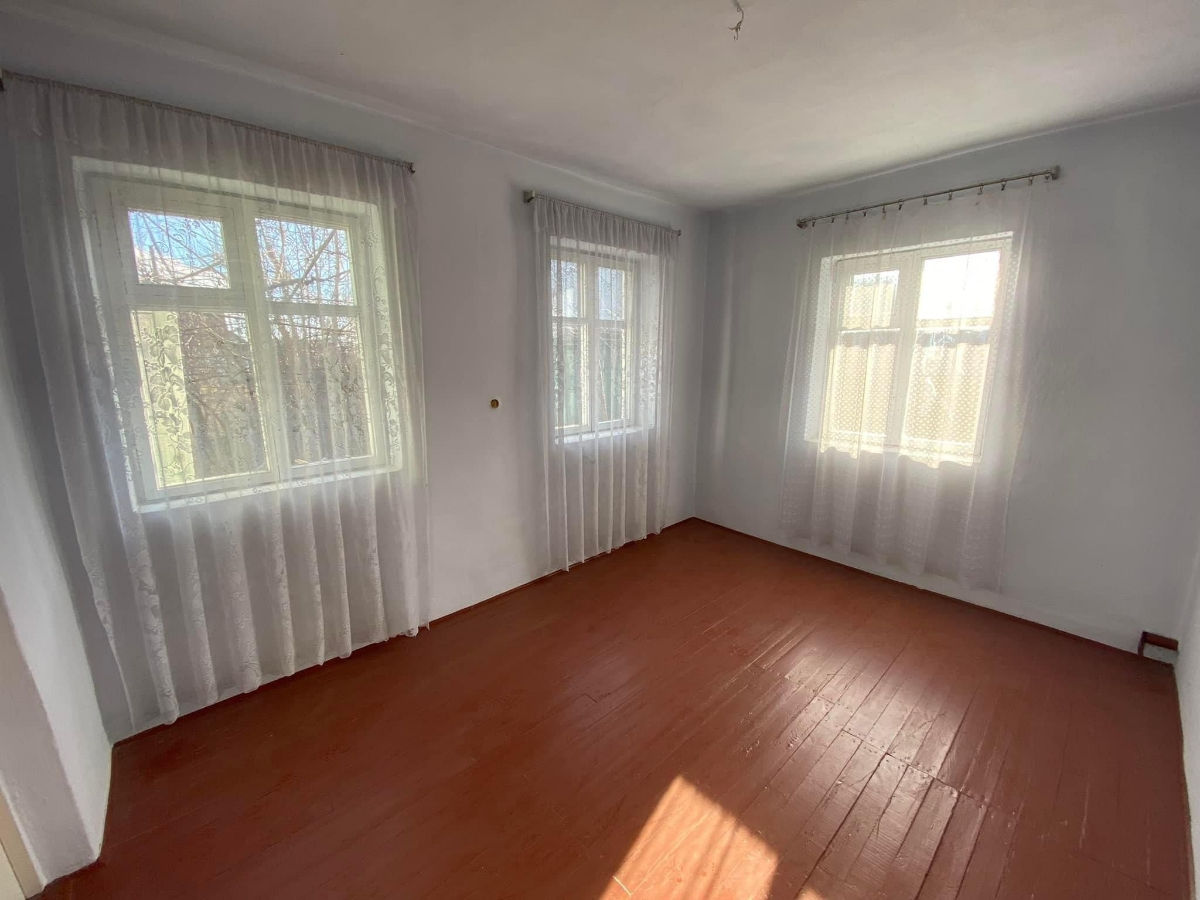 Casa I raionul Criuleni satul Slobozia Dusca 10 sote toate comunicațiile în casa sunt foto 8