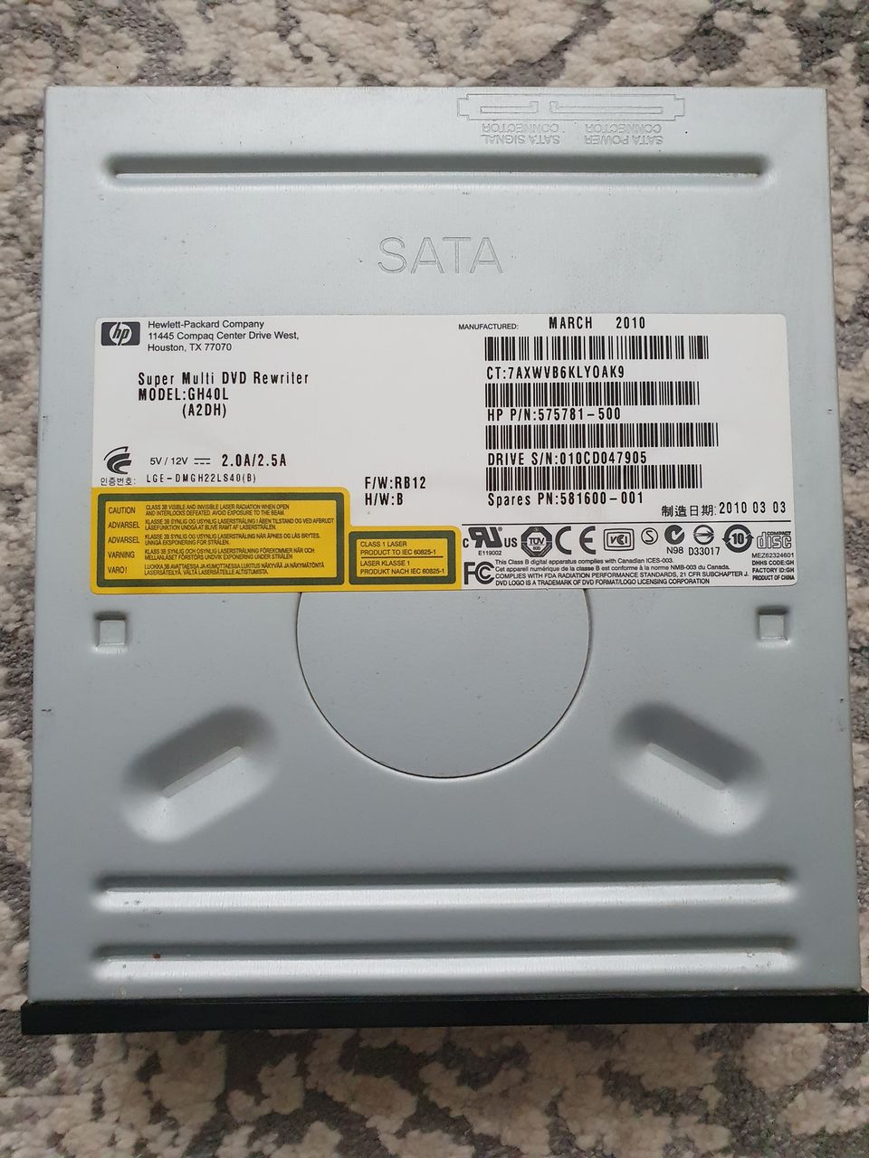 HP Super Multi DVD Rewriter GH40L (A2DH)