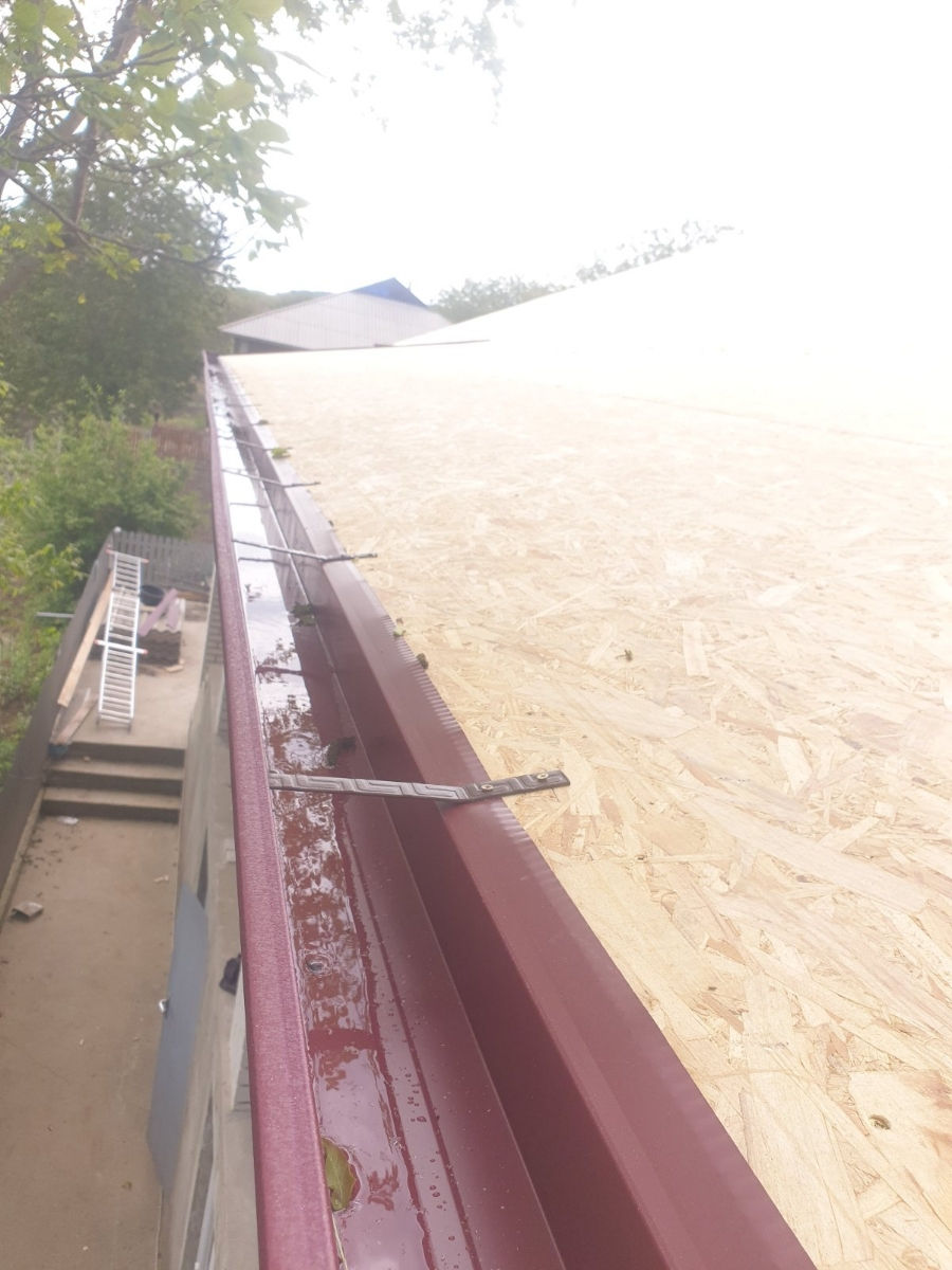 Jgheaburi  cu picurator fara unituri (водосток с капелиником ) foto 1