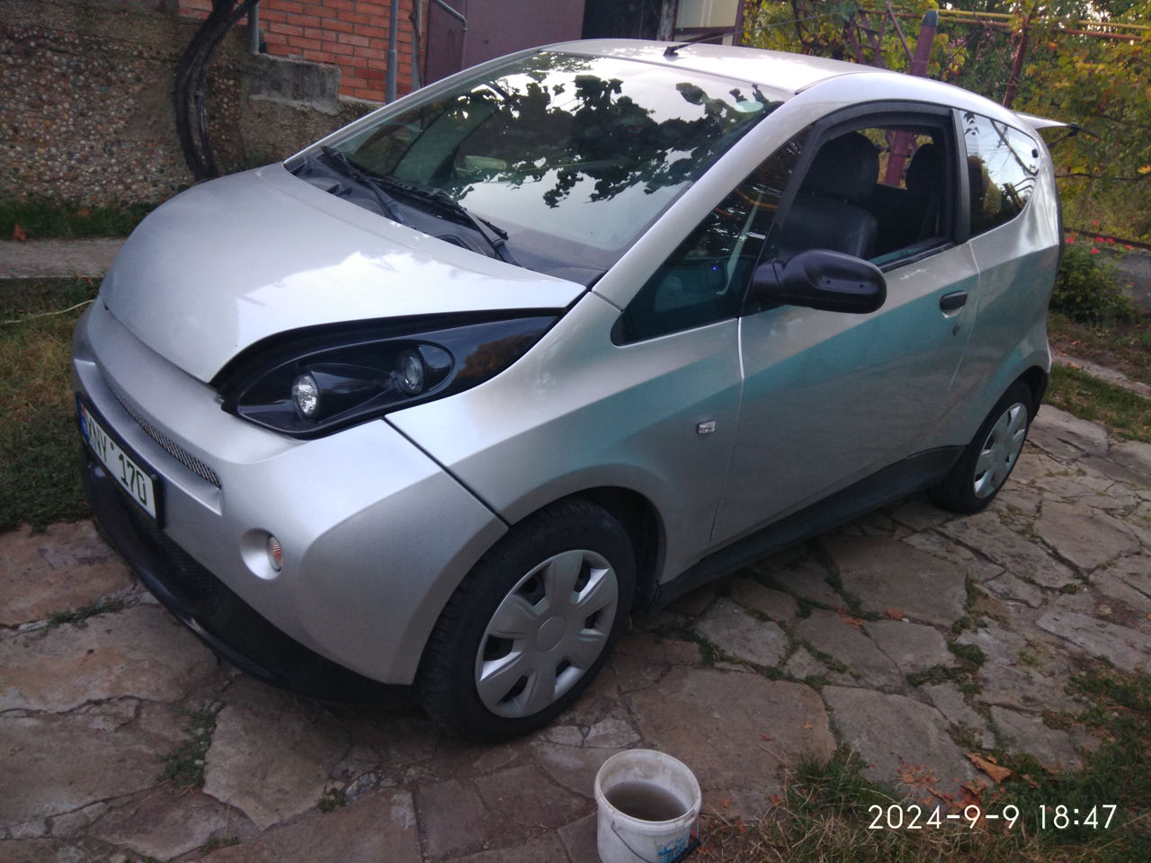 Se vinde Electro mini masina cu 4 locuri parcurge 70km cu viteza de 50km/h foto 5