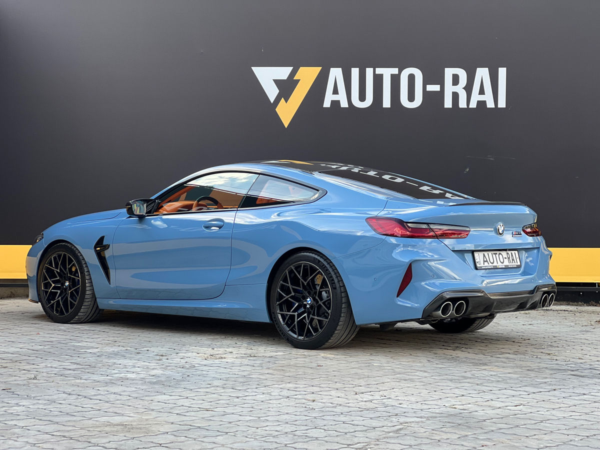 BMW M8 фото 7