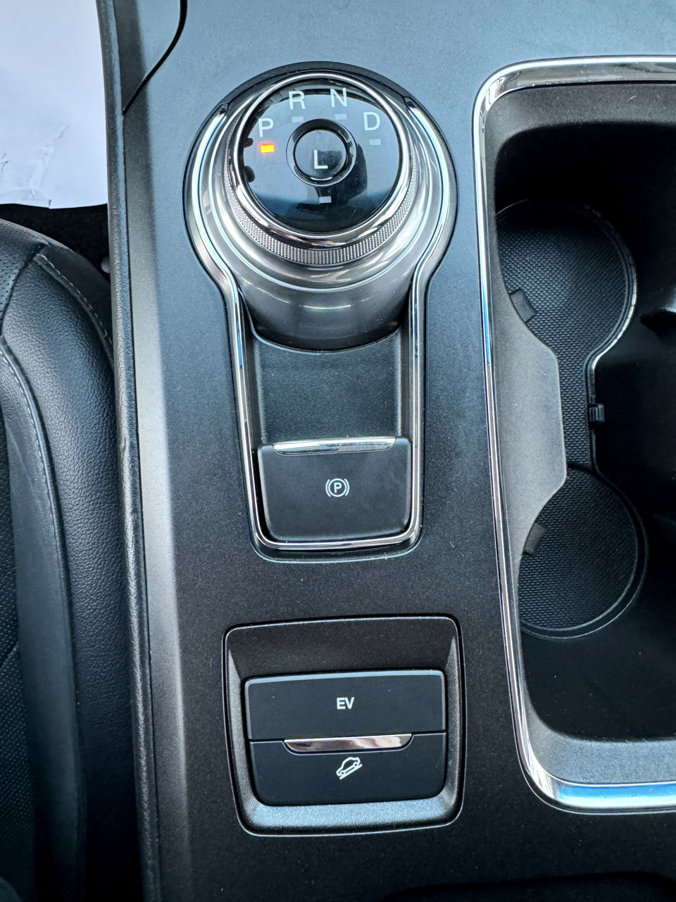 Ford Fusion фото 13