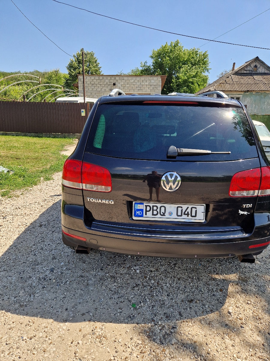 Volkswagen Touareg foto 2