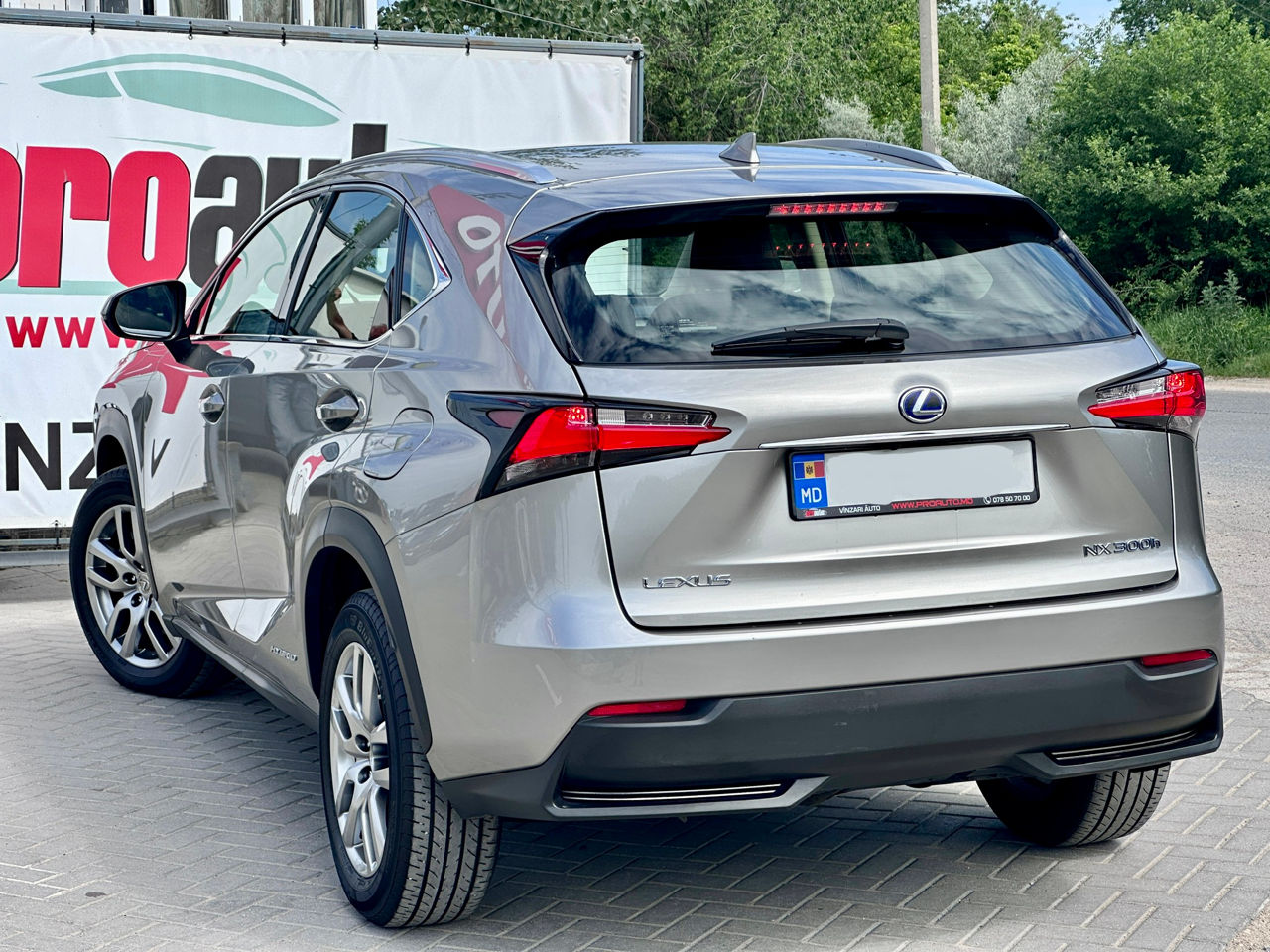 Lexus NX Series foto 2