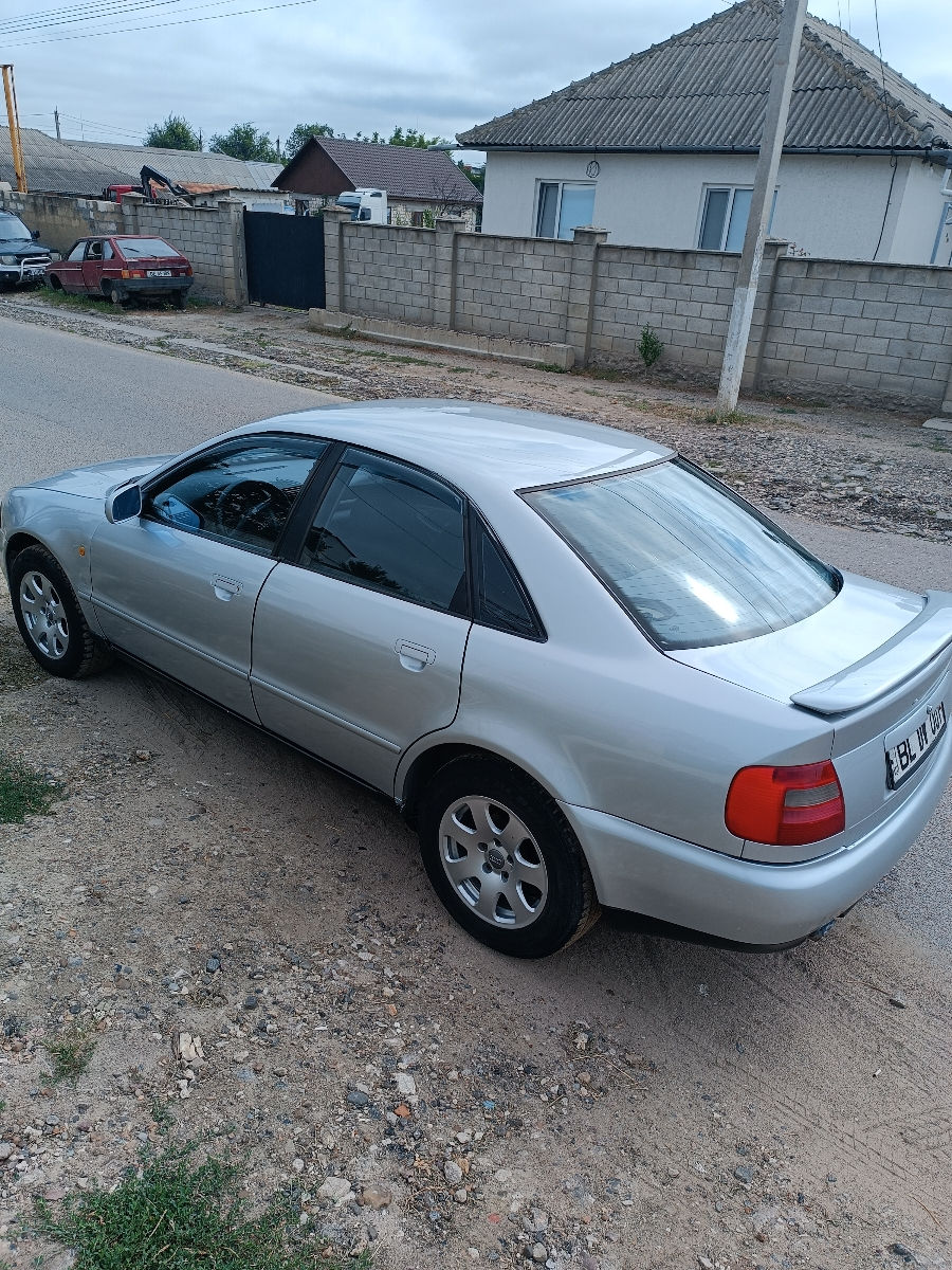 Audi A4 foto 3