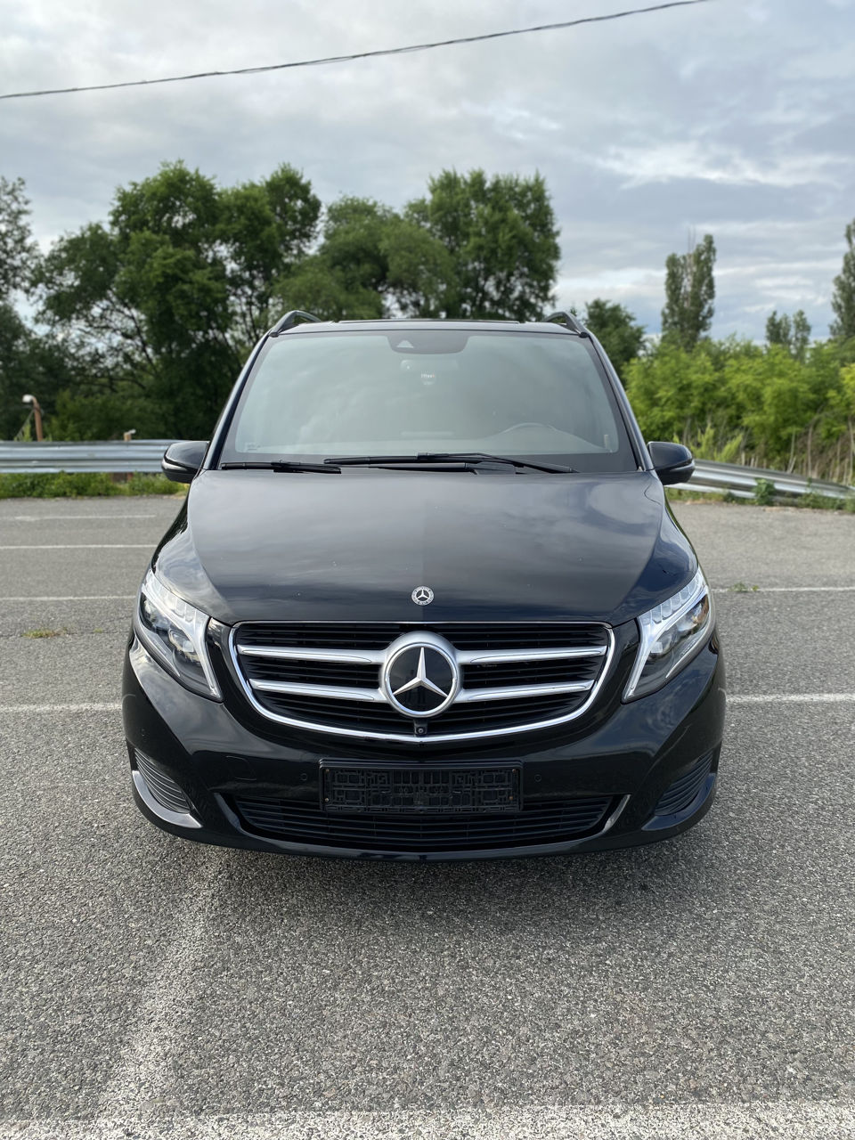 Închiriere minivan Mercedes V-class/Прокат миниван Mercedes V-class foto 0