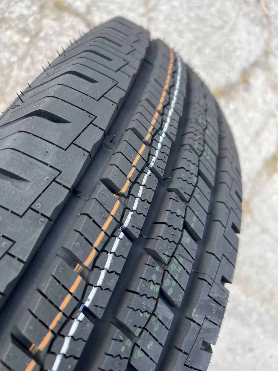 185/75 R16C Tracmax Allseason Vansaver/ Доставка, livrare toata Moldova foto 3