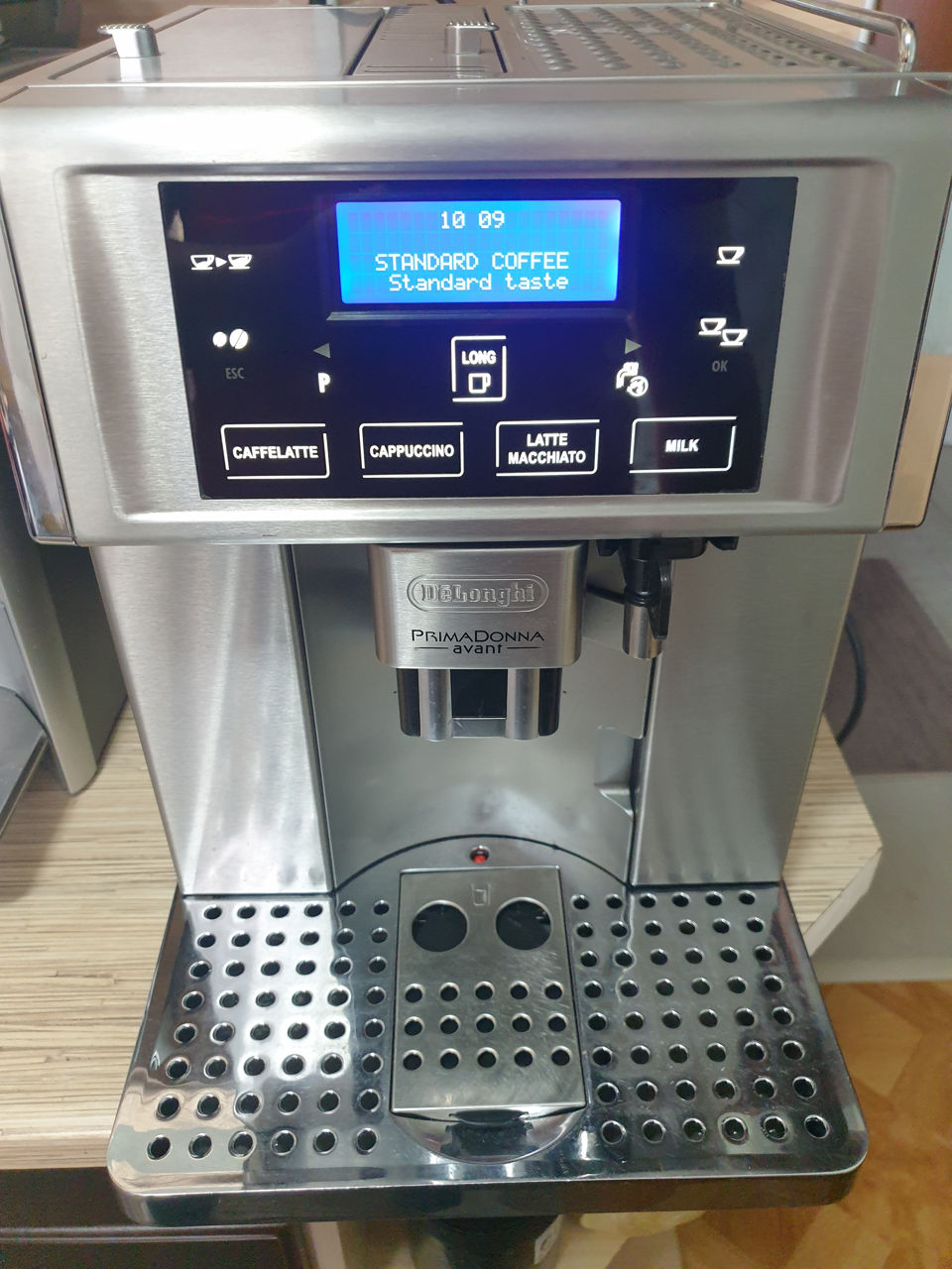 Masina de cafea Delonghi Primadonna avante