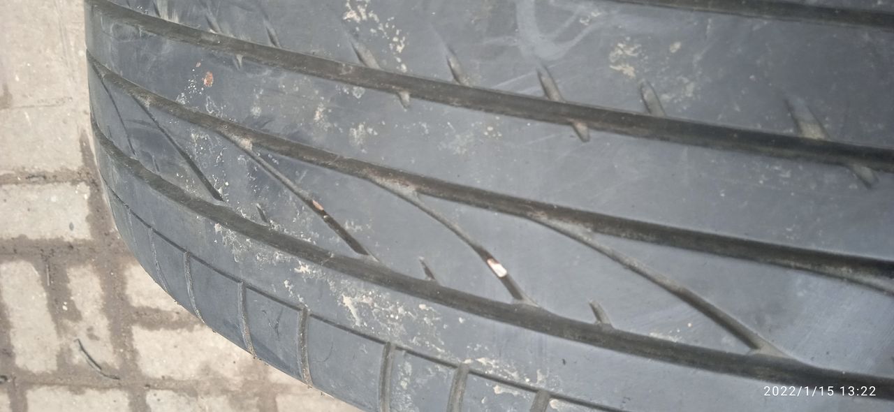 R19 225/45 Bridgestone 2 Buc foto 1