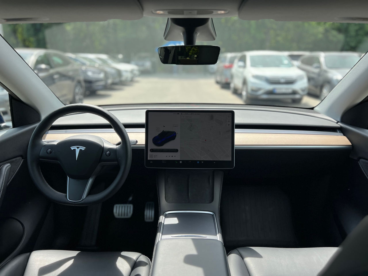 Tesla Model Y foto 14