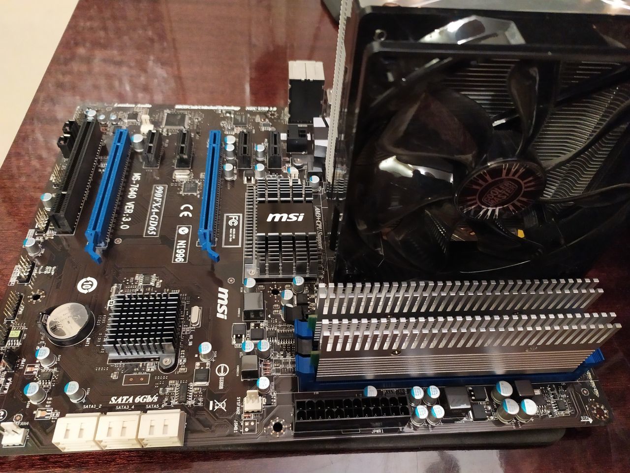 MSI 990FXA-GD65+FX8370E+16Gb Ram DDR3