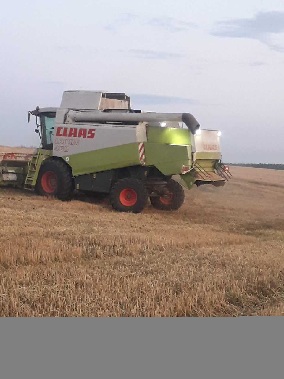 Combina Claas Lexion 460 foto 1
