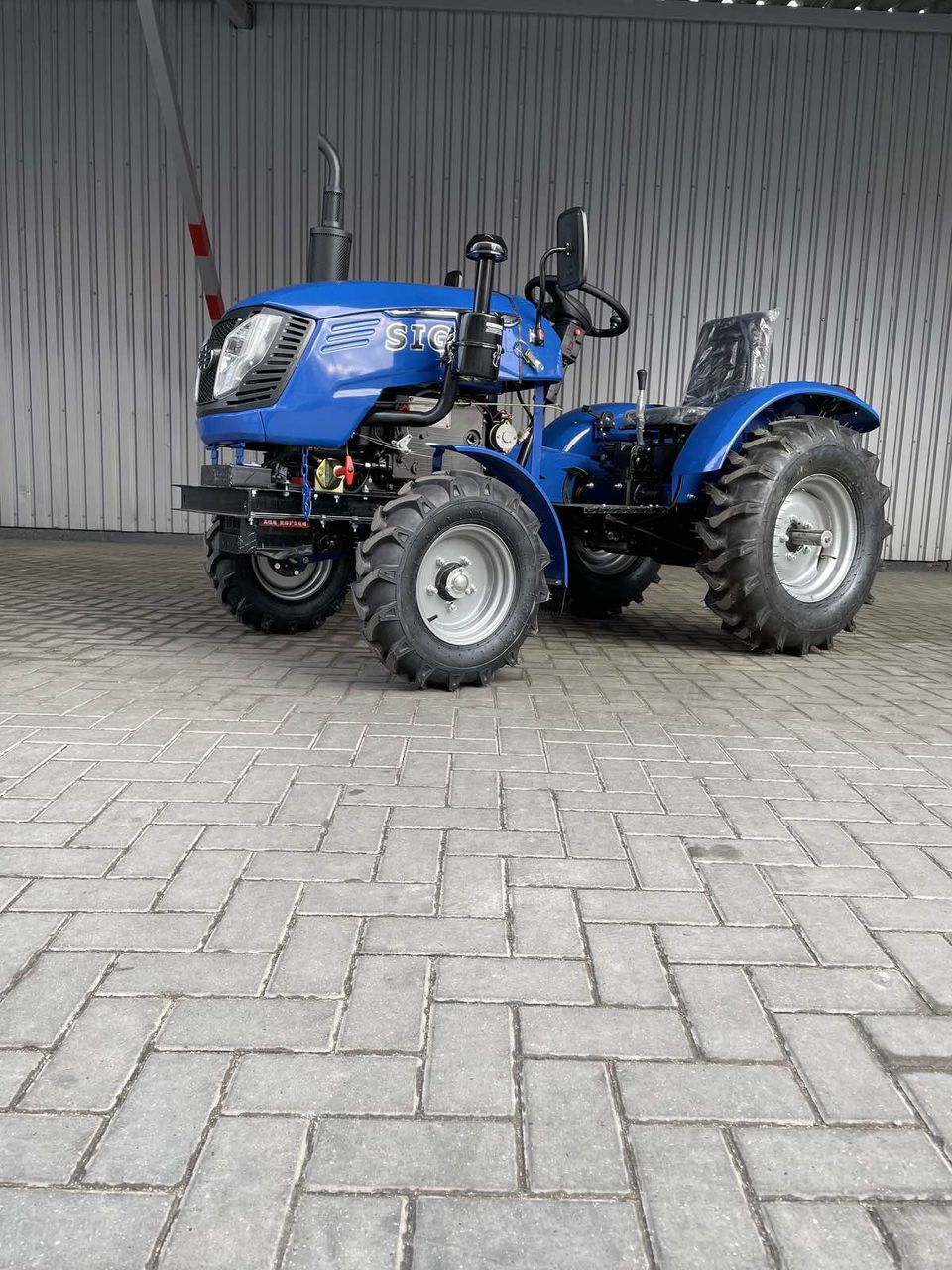 Minitractor SIGMA / Минитрактор фото 0
