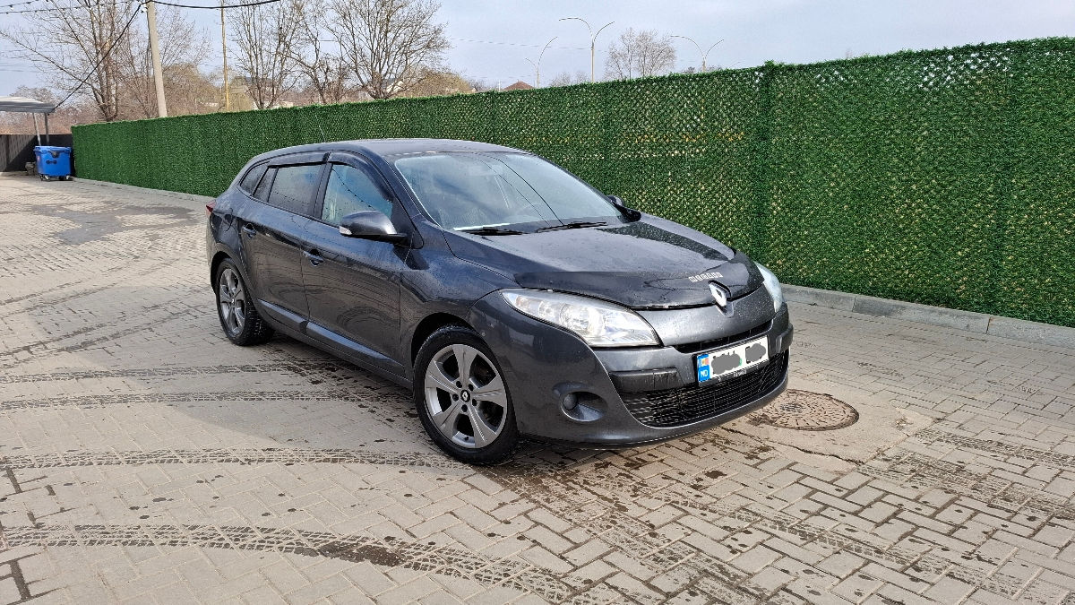 Chirie auto ungheni foto 5