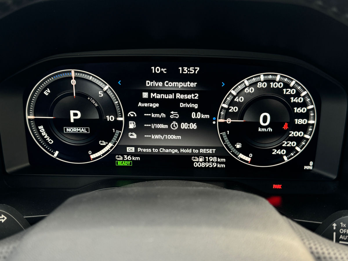 Mitsubishi Outlander фото 8