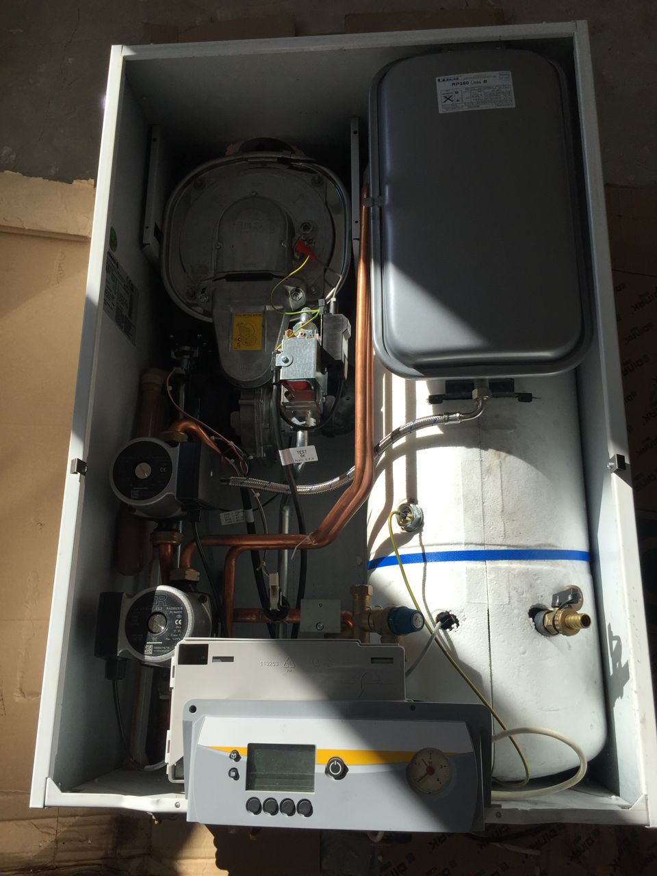 Cazan pe gaz de dietrich mcr 24/28 bic plus (negociabil) — free download