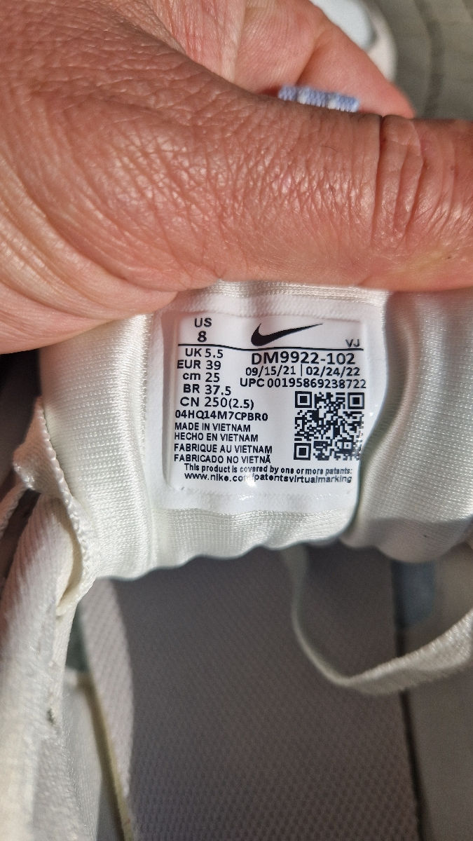 Adidas  /  Nike Air Max foto 4