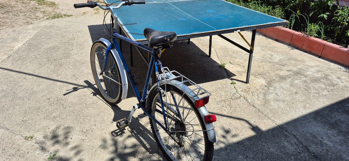 Vind bicicleta 1300 lei foto 2