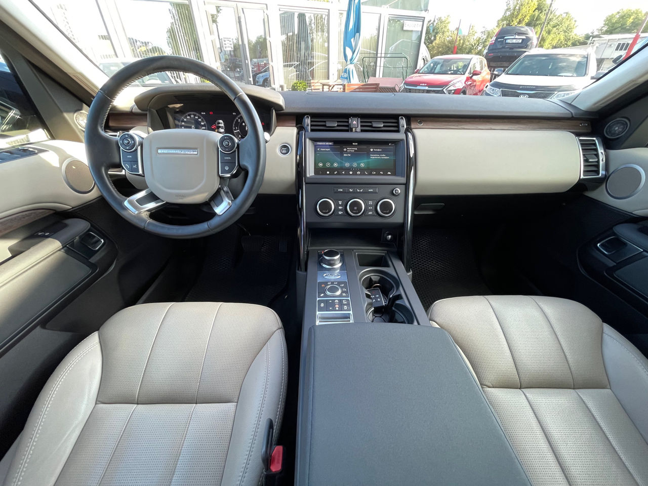 Land Rover Discovery foto 9