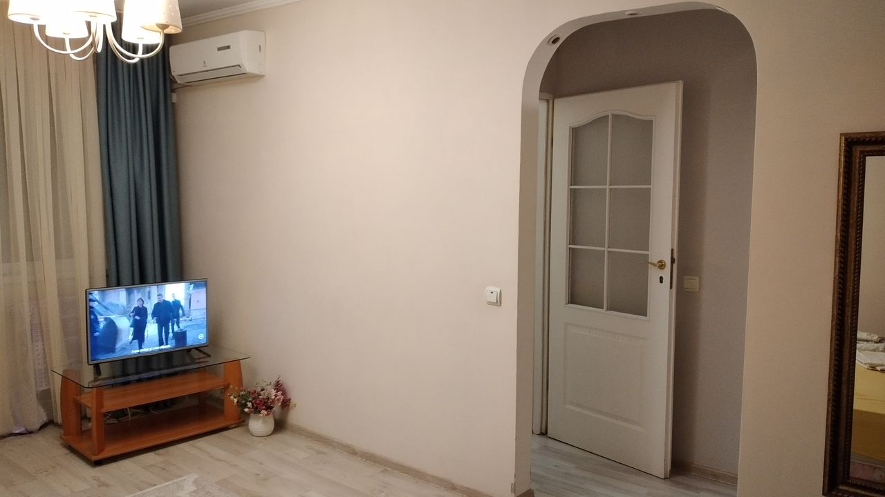 Apartament cu 1 cameră, 37 m², Botanica, Chișinău foto 2