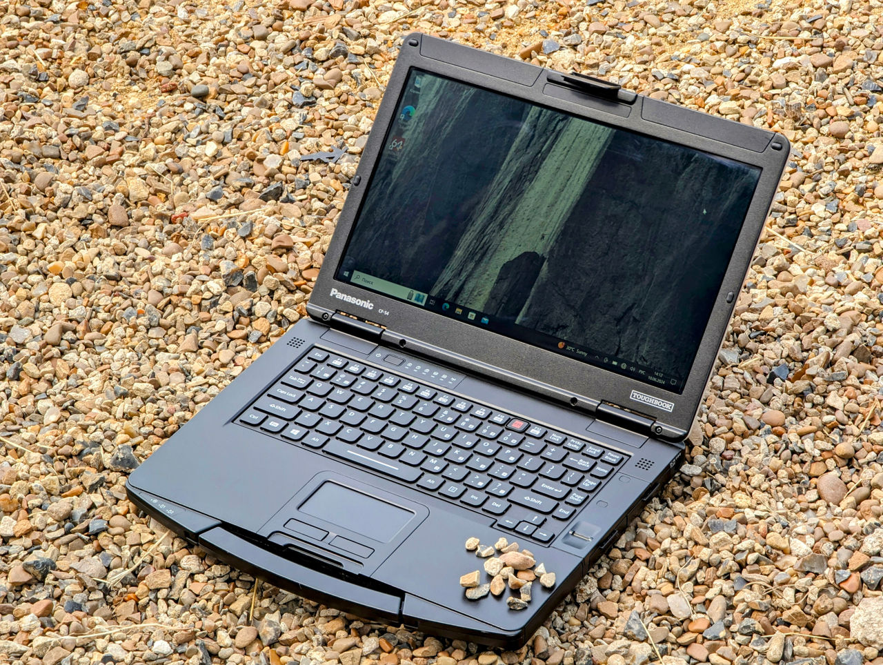 Ноутбук Panasonic Toughbook CF-54 IPS Touch (Core i5 6300u/16Gb Ram/256Gb SSD/4G Modem/14" HD) фото 1