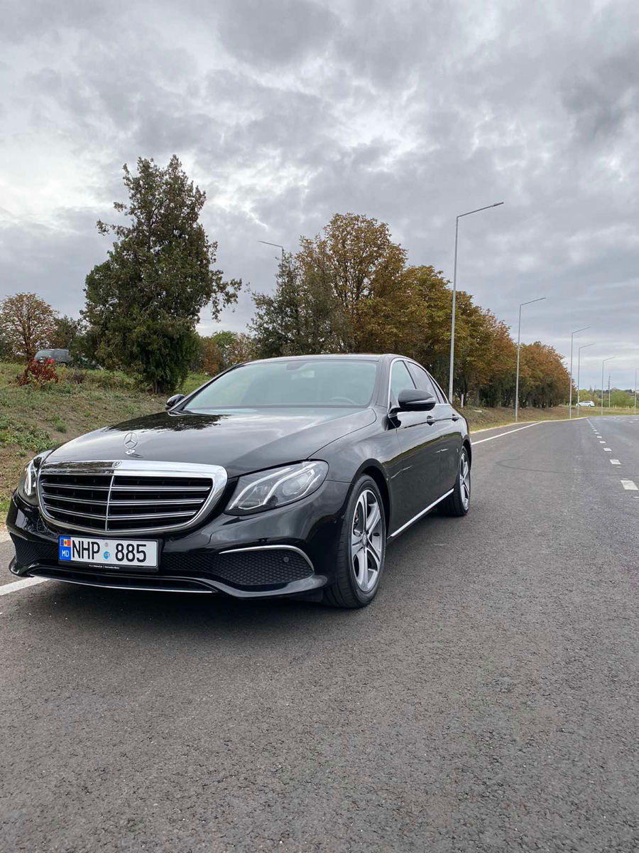 Mercedes E-Class foto 2