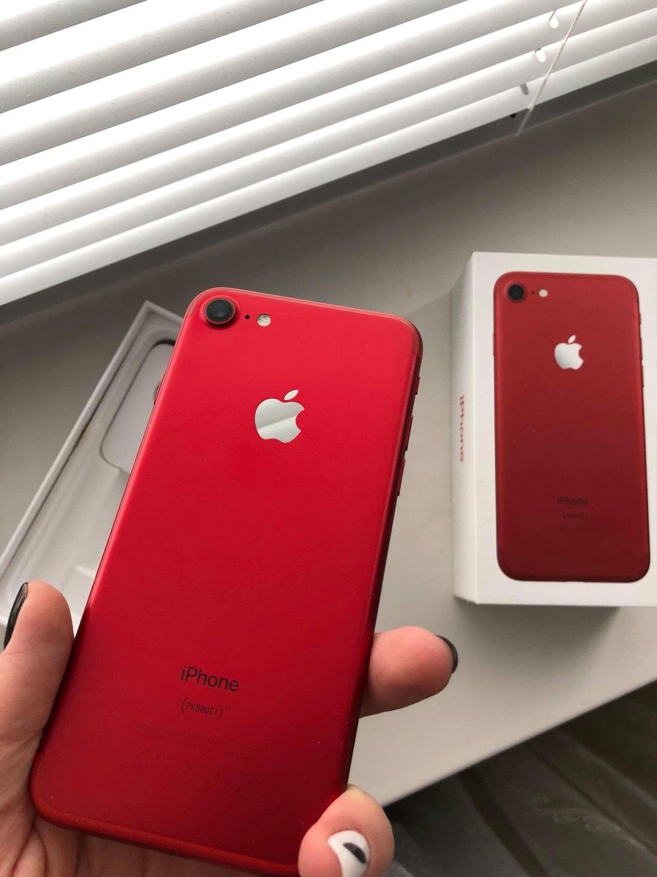 Айфон 7 Red