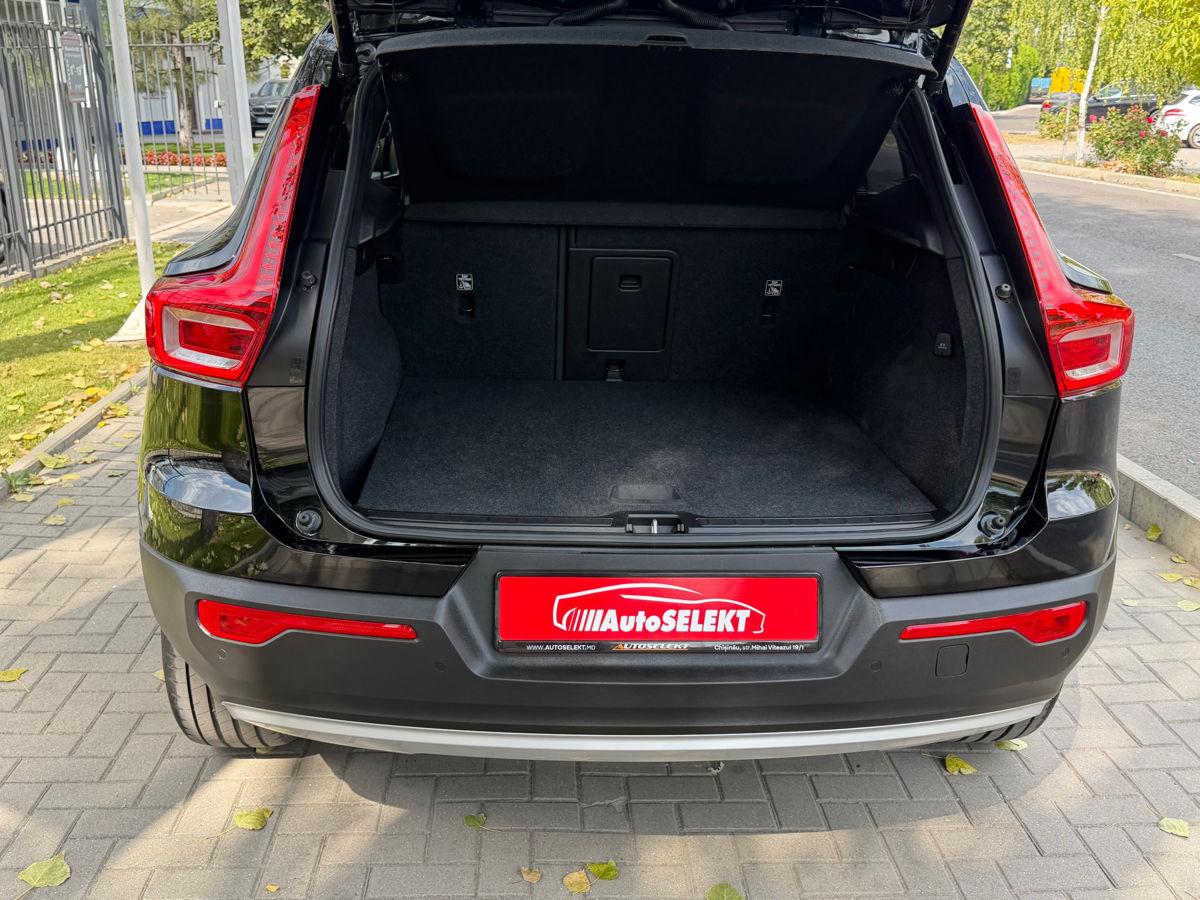 Volvo XC60 2021 photo 13