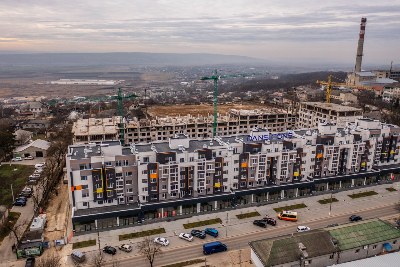 Chirie - Vânzare spații comerciale situate în mun. Orhei , prima linie - str. C. Negruzzi 91 foto 8