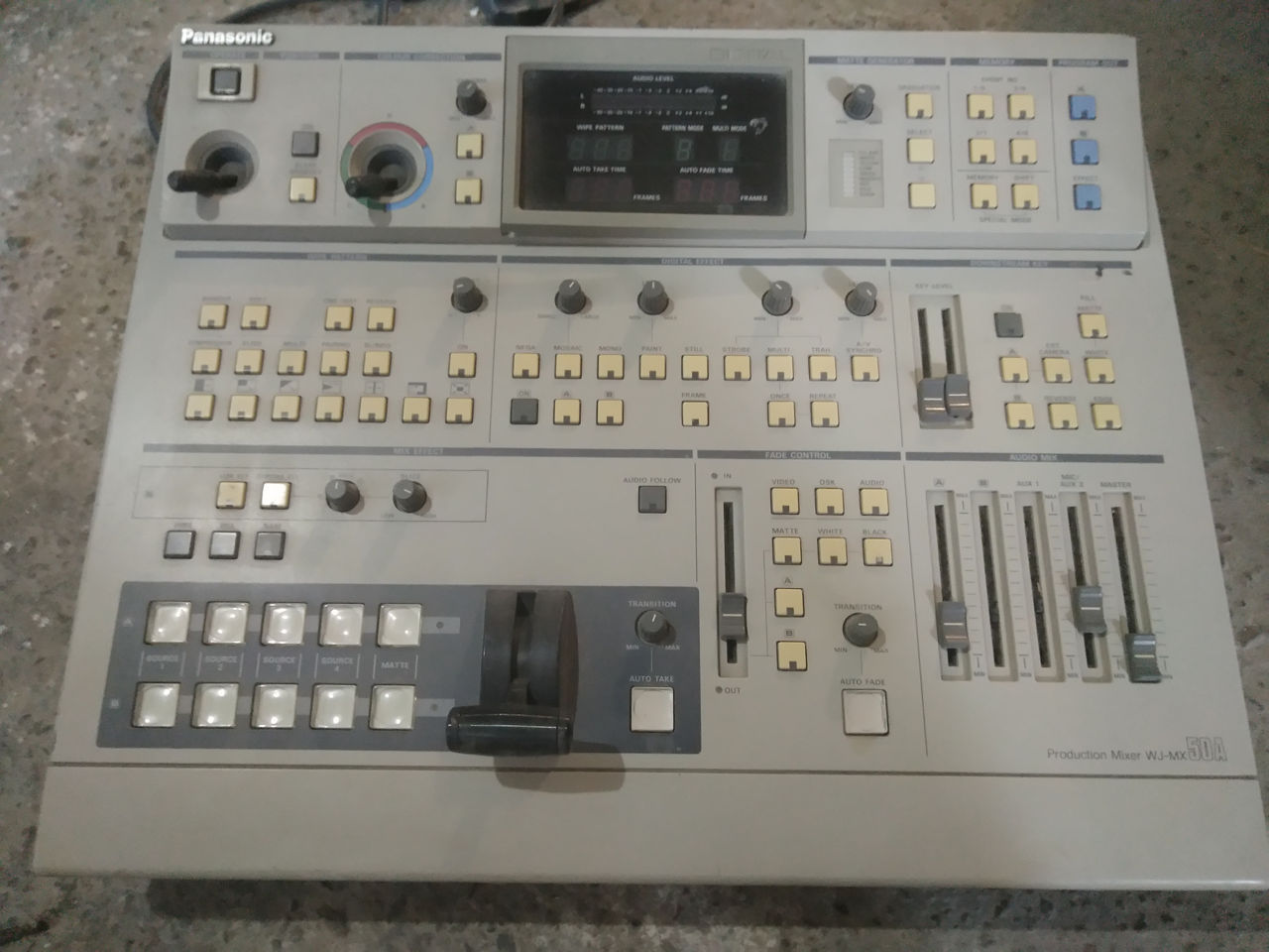 топ профи техника для HiFi Panasonic-ag-8700 и ag-8600, tl700, Sony DSR-30P (обмен на усилитель) фото 8