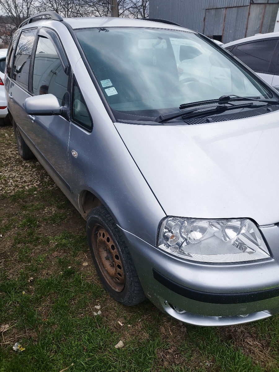 Volkswagen Sharan foto 1