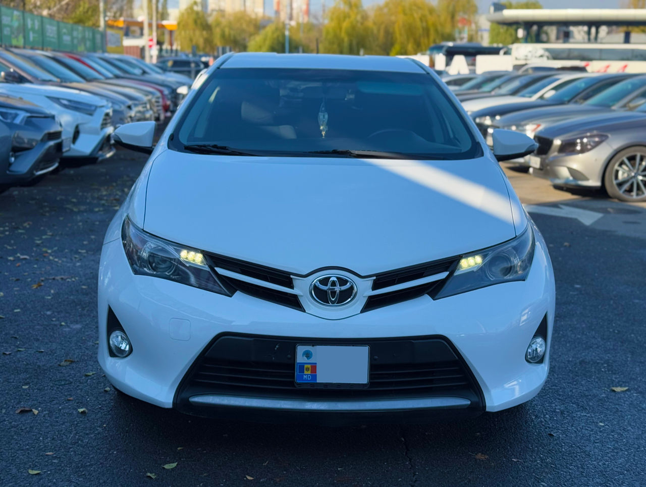 Toyota Auris foto 2