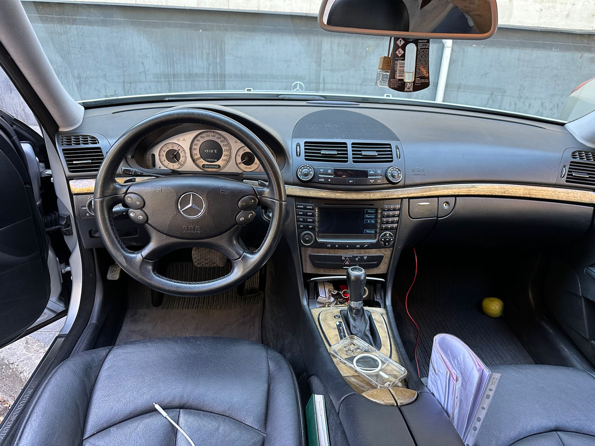 Mercedes E-Class foto 6