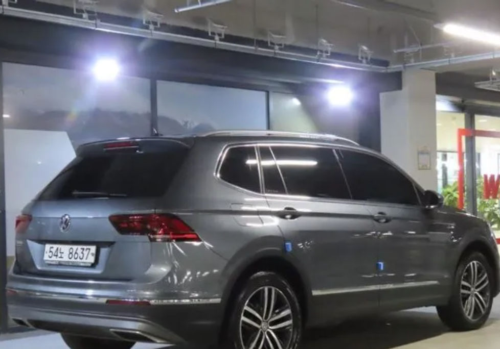 Volkswagen Tiguan foto 1