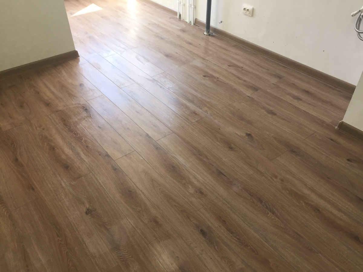 Montare laminat , si plintus la un pret rezonabil фото 1