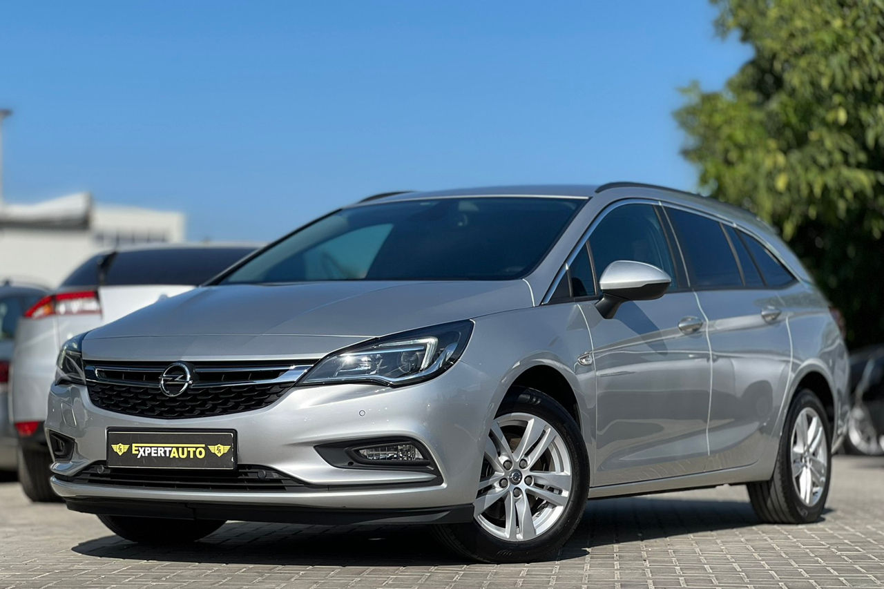 Opel Astra foto 1